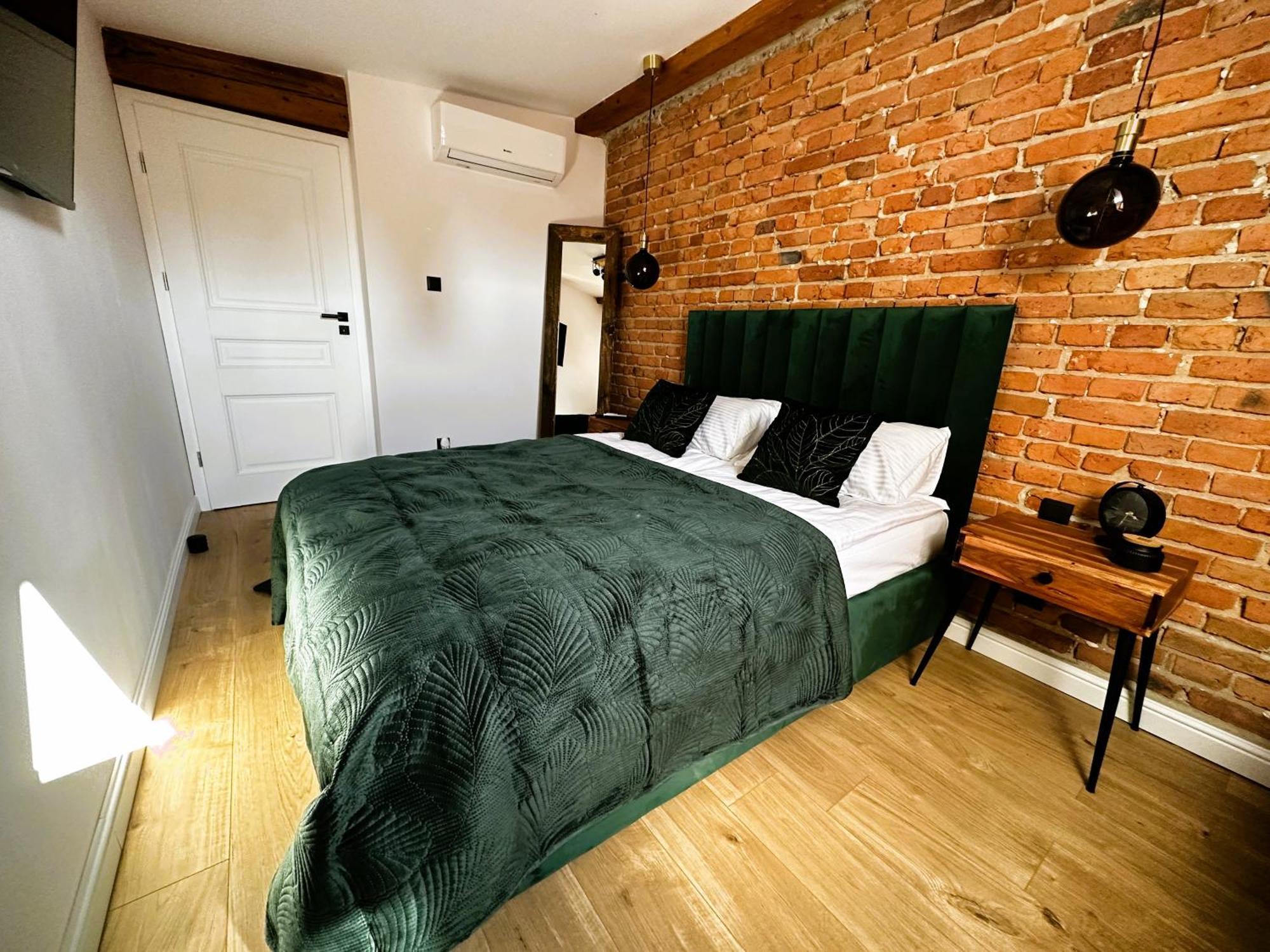 Apartment Miodowy - Darmowy Parking - Klmatyzacja - Wifi *